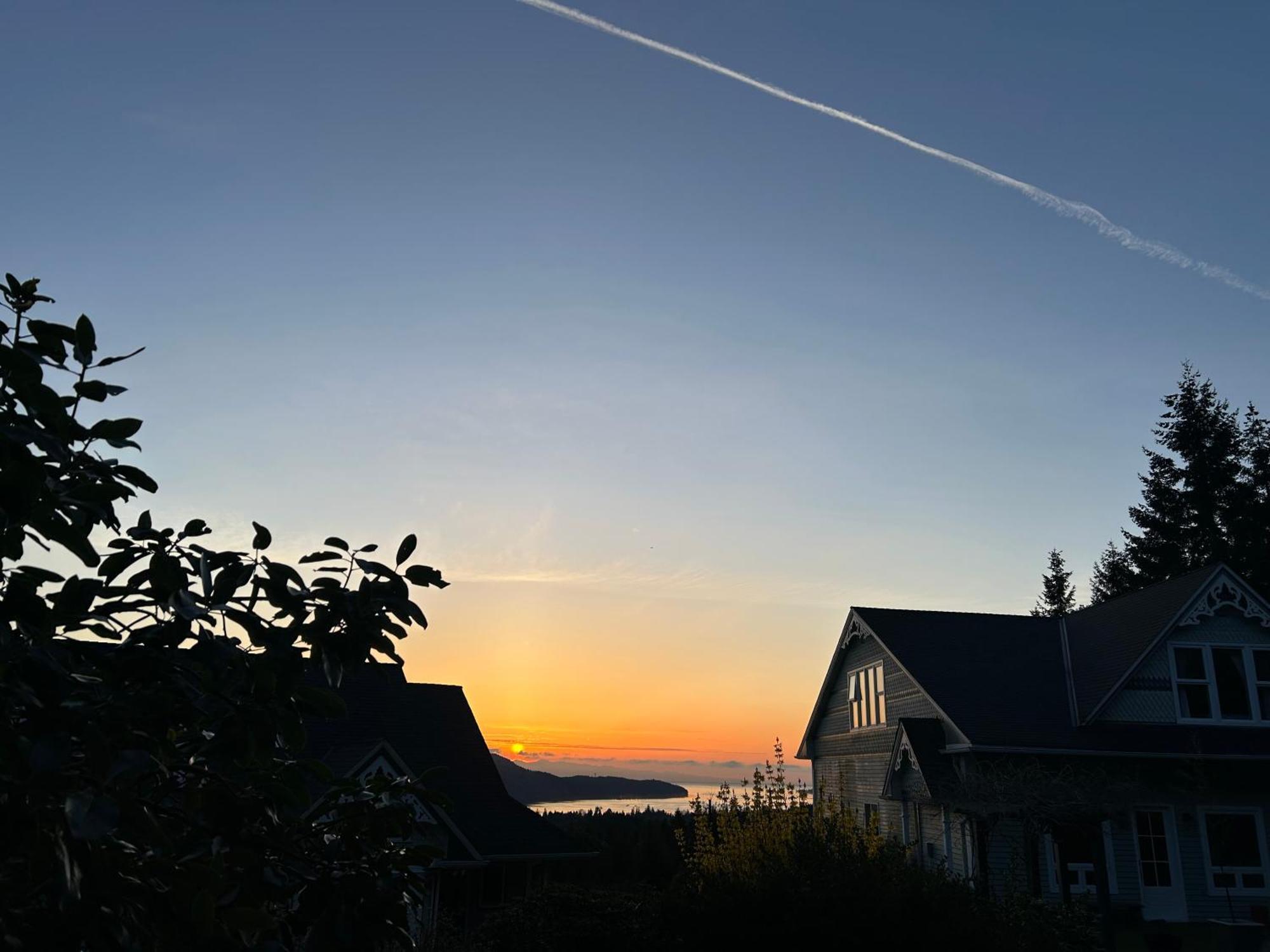 Ocean Mountain Zen Suite Nanoose Bay Exterior foto